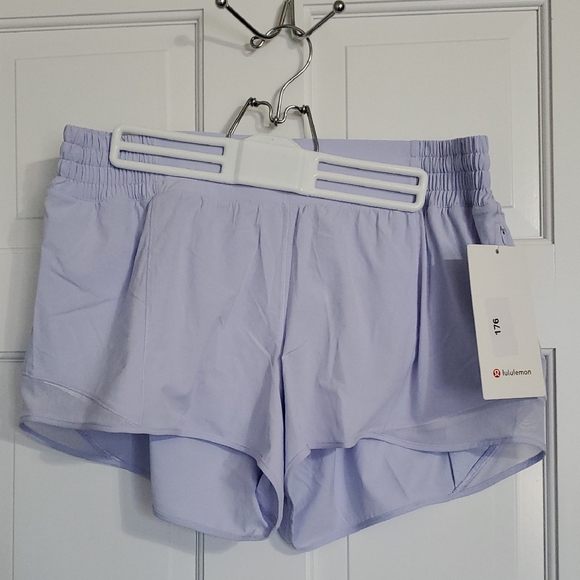 lululemon athletica Pants - NWT Lululemon Hotty Hot HR 2.5in Shorts Sz 14 Serene Blue